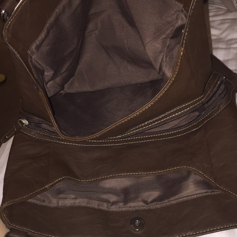 Purse - Picture 3 of 3